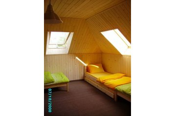 Fizetővendéglátó-hely Németporuba / Závažná Poruba 7