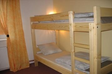 Fizetővendéglátó-hely Németporuba / Závažná Poruba 7