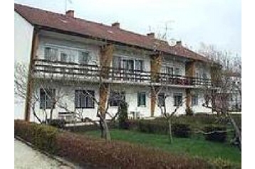 Magyarország Privát Balatonalmádi, Exteriőr