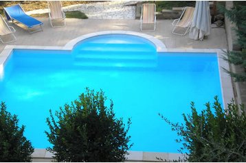 Italia Penzión Capena, Exteriorul