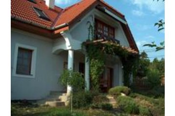 Hungary Chata Csopak, Exterior