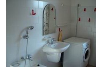 Hungary Chata Csopak, Exterior