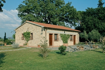 Italia Penzión Scarlino, Exteriorul