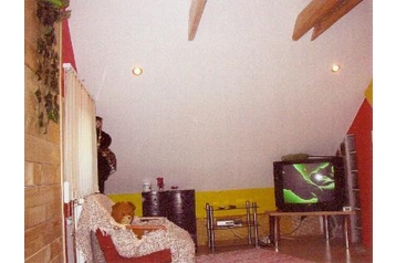 Slovakia Byt Leštiny, Exterior