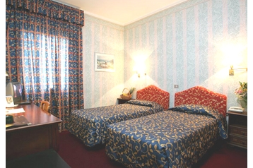 Itaalia Hotel Torino, Eksterjöör