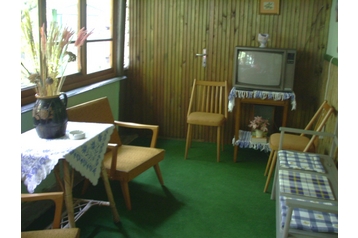 Hungrie Chata Gyomaendrőd, Extérieur