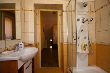 Slowakije Chata Omšenie, Exterieur