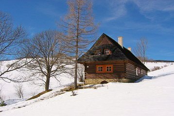 Slovensko Chata Huty, Exteriér