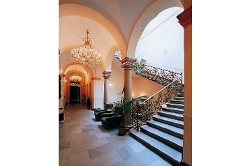 Угорщина Hotel Szeged, Екстер'єр