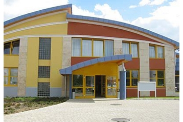 Угорщина Hotel Sárvár, Екстер'єр