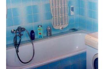 Cehia Chata Těpeře, Exteriorul