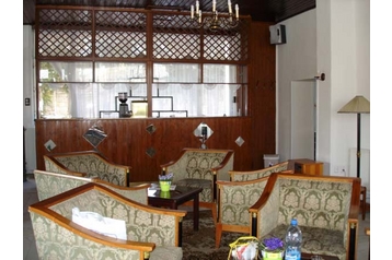 Ungari Hotel Budapest, Eksterjöör