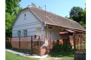 Hungary Chata Nagybörzsöny, Exterior