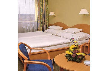 Угорщина Hotel Hévíz, Екстер'єр