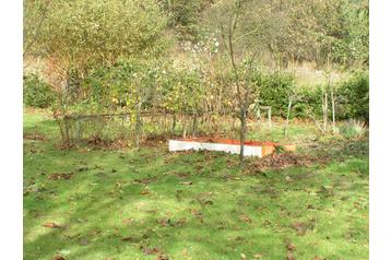 Cehia Chata Arnultovice, Exteriorul