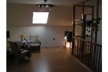 Vakantiehuis Arnultovice 4