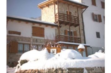 Itaalia Privát Brentonico, Eksterjöör