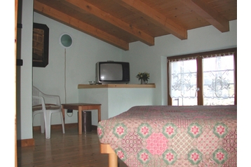 Itaalia Privát Brentonico, Eksterjöör