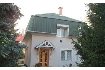 Ungaria Chata Hajdúszoboszló, Exteriorul