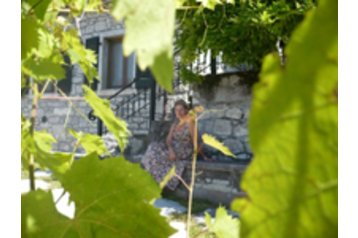 Italy Chata Casan, Exterior