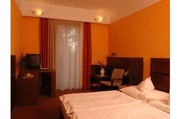 Ungari Hotel Pilisszentkereszt, Eksterjöör