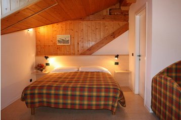 Itaalia Privát Pinzolo, Eksterjöör