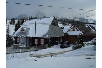 Slovacia Chata Ždiar, Exteriorul