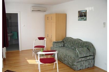 Magyarország Privát Hajdúszoboszló, Exteriőr