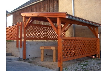 Slovensko Privát Martinček, Exteriér