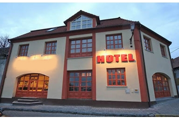 Hungary Hotel Pécs, Exterior