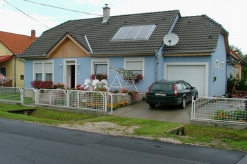 Hungary Chata Balatonmáriafürdő, Exterior