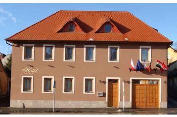 Ungarn Hotel Eger, Eksteriør
