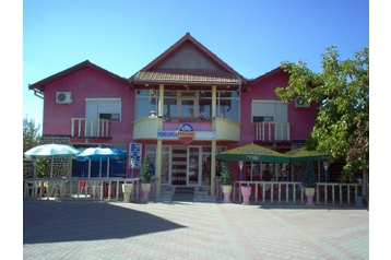 Rumanía Penzión Arad, Exterior