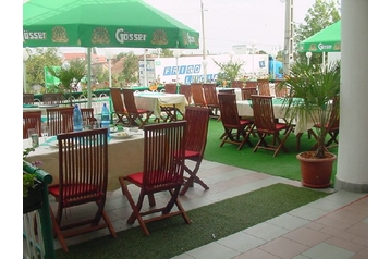 Румъния Hotel Arad, Екстериор