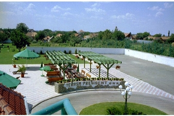 Румъния Hotel Arad, Екстериор