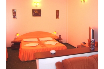 Румъния Hotel Arad, Екстериор