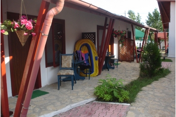 Bungalou Costineşti 6