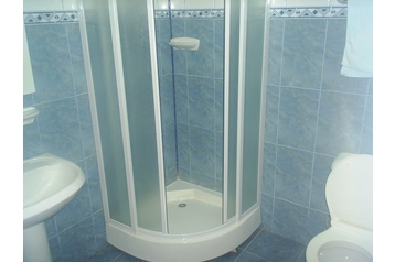 Rumeenia Privát Caraorman, Eksterjöör