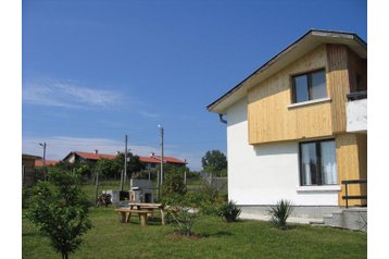 Bulgaria Chata Sinemorec, Eksteriør