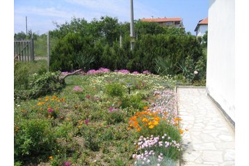 Bulgaria Chata Sinemorec, Eksteriør