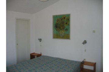 Bulgarija Chata Sinemorec, Eksterjeras