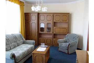 Hungrie Hotel Kisbér, Extérieur