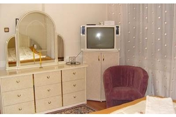 Rumeenia Privát Bacău, Eksterjöör