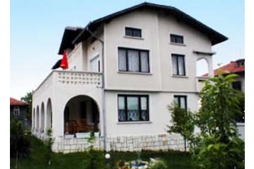 Bulgaria Chata Velika, Exterior