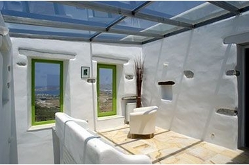 Hellas Chata Parikia, Eksteriør