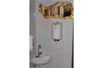 Madjarska Hotel Dédestapolcsány, Eksterijer