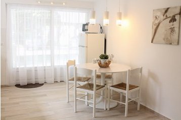 Kroatia Privát Pula, Eksteriør