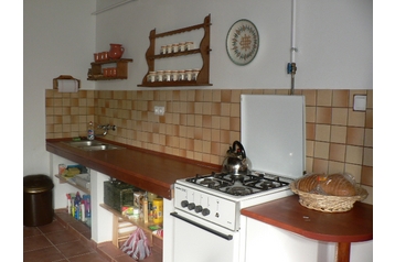 Hungrie Chata Sátoraljaújhely, Extérieur