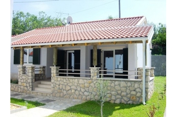Croatia Chata Kampor, Exterior
