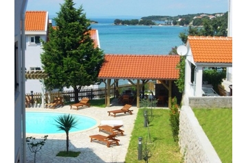 Croatia Chata Kampor, Exterior